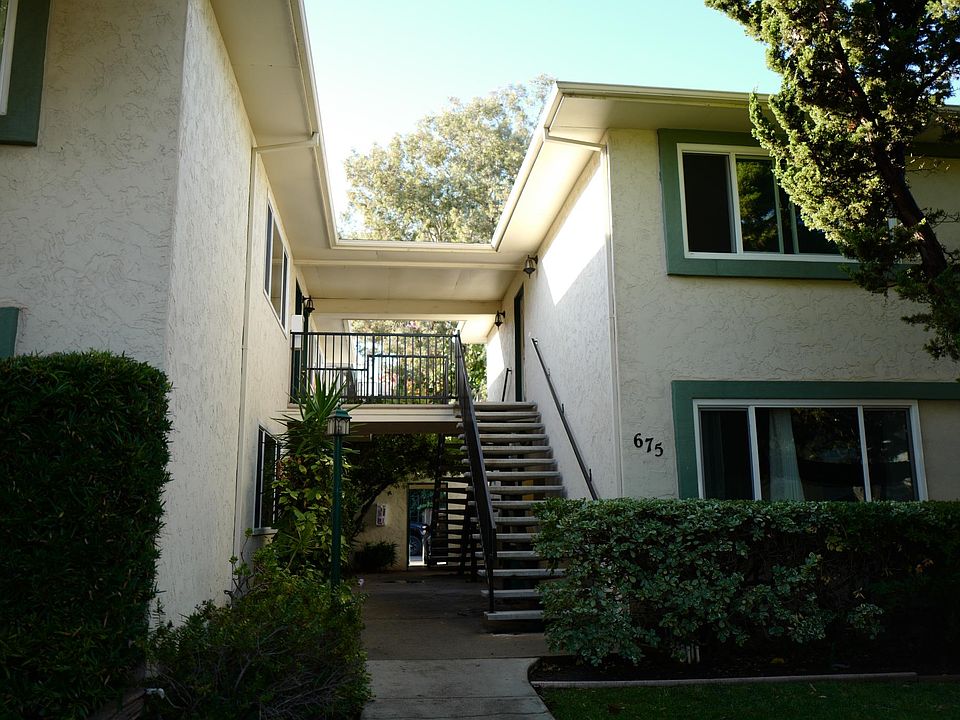 1st image of 675 Grand Fir Ave APT 3