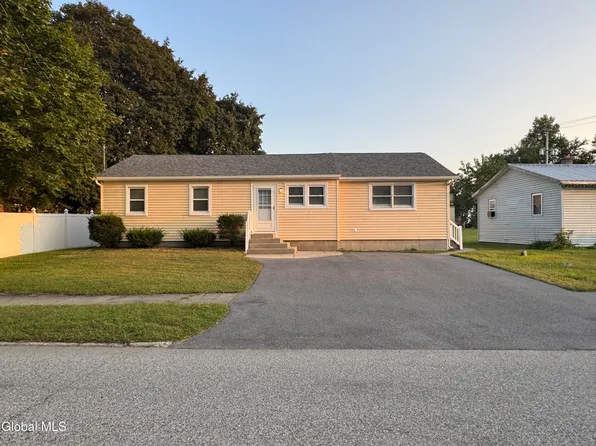 82 East Street, Fort Edward, NY 12828