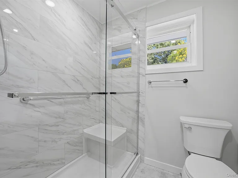 58 Carolan Rd E — Photo 27