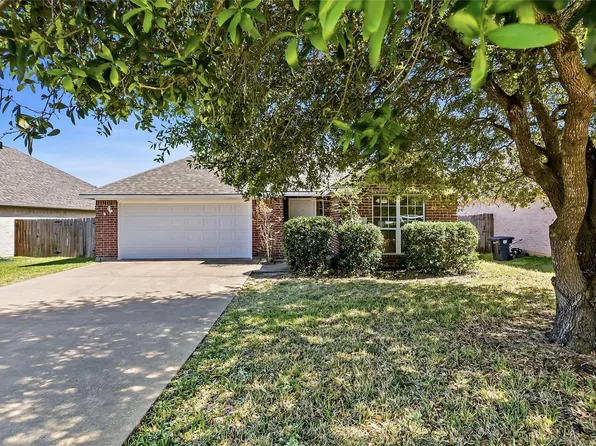 1012 Gardenia St, College Station, TX 77845
