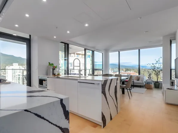 135 E 13th St #1309, North Vancouver, BC V7L 2L8