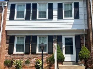 9 Chantilly Ct, Rockville, MD 20850