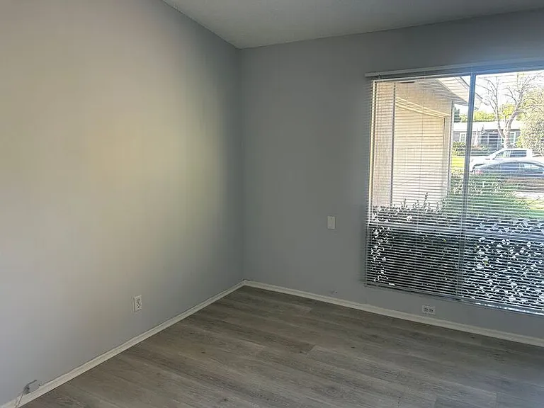 22859 Valerio St — Photo 11
