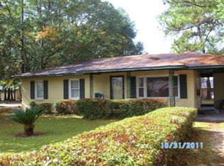 112 Flower St, St matthews, SC 29135