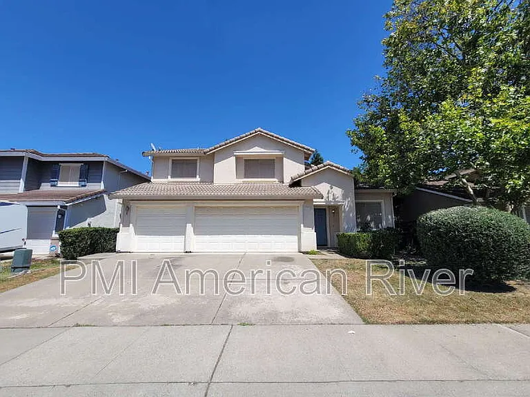 1375 Pintail Way — Photo 2