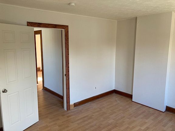 4th image of 4103 E 76th St #Up