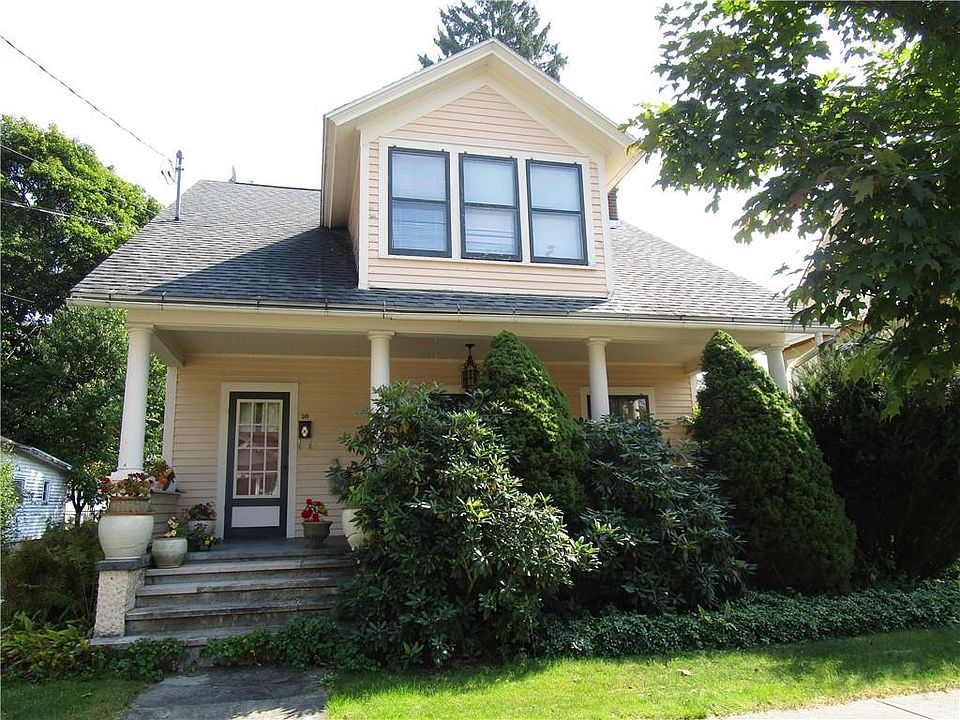 1st image of 30 Chestnut St