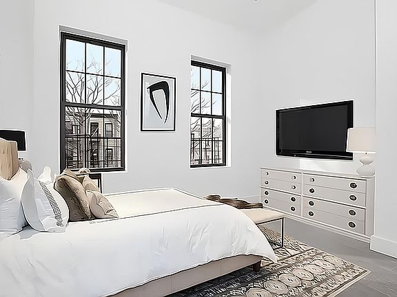 4th image of 245 Troutman St #1F