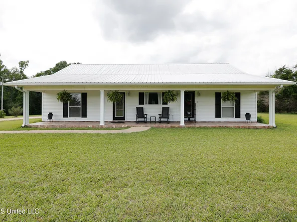 1024 Walker Ln, Summit, MS 39666