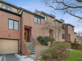 3 Stepping Rdg #1403, North Caldwell, NJ 07006