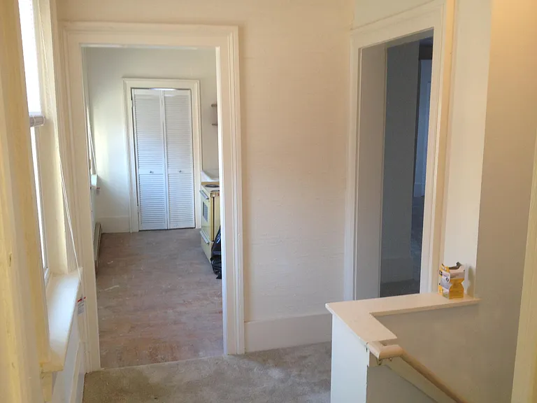 68 College St #B — Photo 23