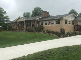 55 Brown Foreman Rd, Lebanon, KY 40033