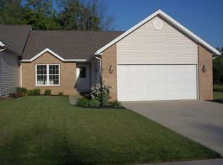 949 Red Oak Trl, Mansfield, OH 44904