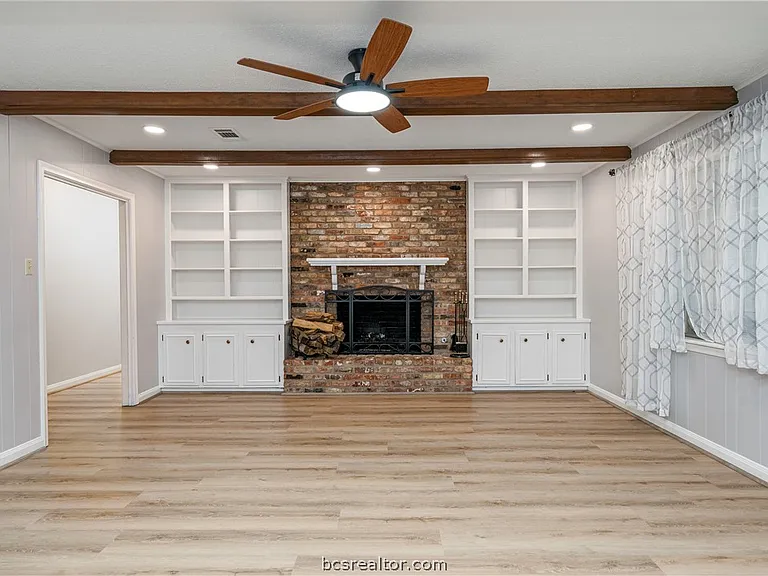3705 Holly Dr — Photo 7