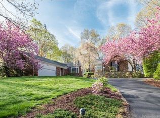 16 Highview Rd, Madison, CT 06443