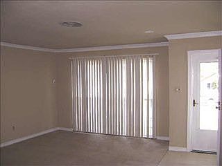 5th image of 633 Hill St