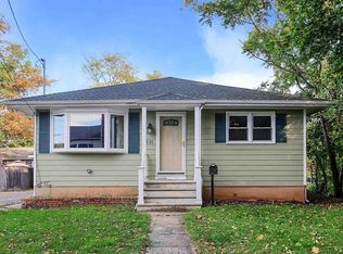 131 Washington Ave, Edison, NJ 08817