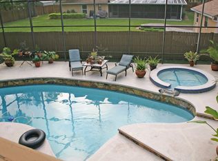 12106 Cypress Hollow Pl, Tampa, FL 33624