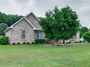 3736 Legacy Dr, Springfield, TN 37172