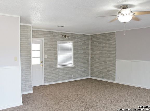 3rd image of 7442 Timbercreek Dr