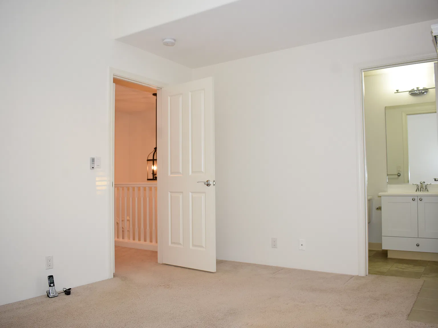 3 bed, 1368 sqft, $4,000 — Photo 3