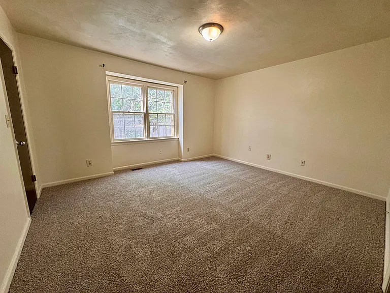 7916 Thompson Rd #1 — Photo 9