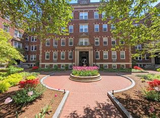 25 Chauncy St #B, Cambridge, MA 02138