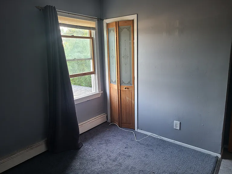 702 Sterling St — Photo 16