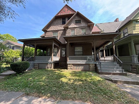 3rd image of 198-200 Meigs St #3