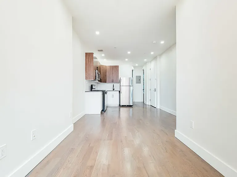 15 Palmetto St #5D — Photo 8