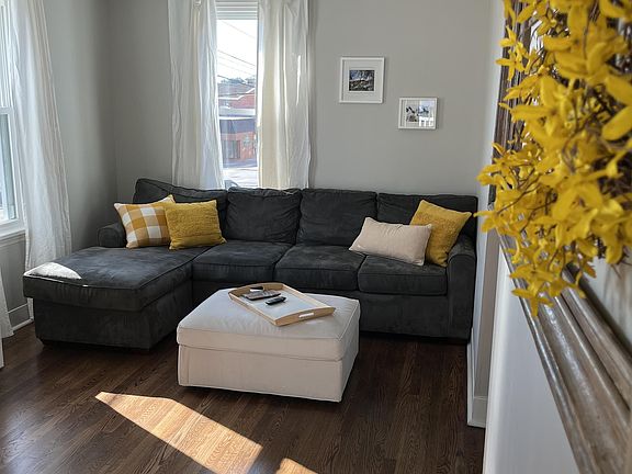 2nd image of 112 N Maple Ave #1