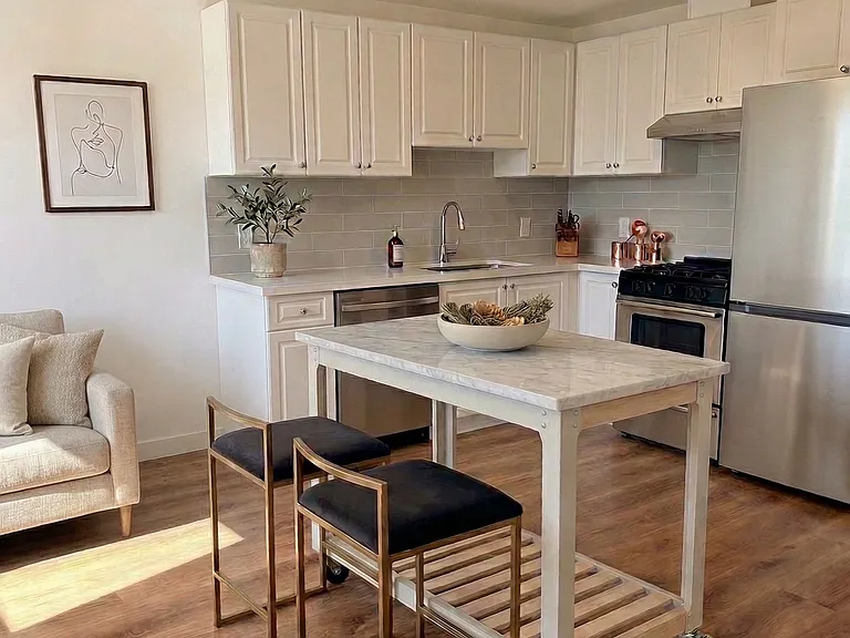 19 Arrowsmith Ave #5B — Photo 8