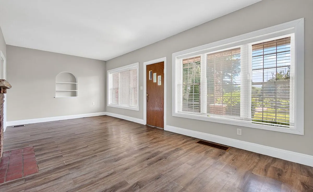 3 bed, 2.0 bath, 1506 sqft, $1,450 — Photo 4