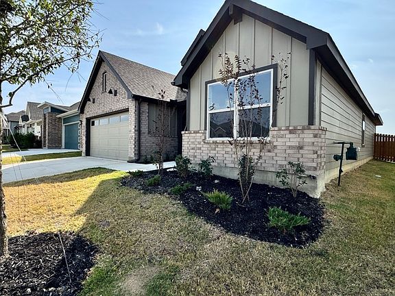 3rd image of 10857 Black Onyx Dr