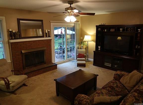 4th image of 1518 Sansberry Rd