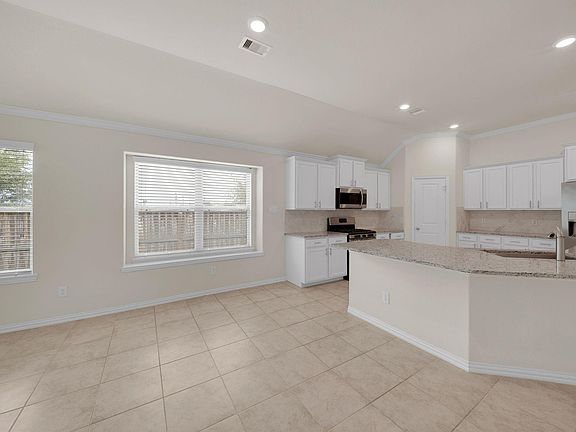 5th image of 5002 Naples Grove Ln