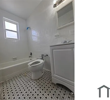 1 bed, 885 sqft, $1,300 — Photo 3