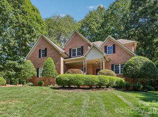 5385 Stone Brook Ct, Davidson, NC 28036