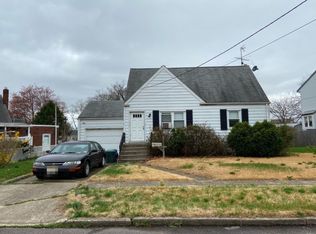1010 Carter Ave, Bellmawr, NJ 08031