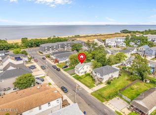 16 Bayview Avenue, Keansburg, NJ