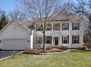 626 Ellington Ct, Fox River Grove, IL 60021