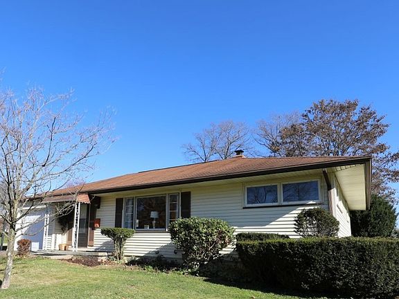 2nd image of 1100 Fairview Ave