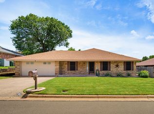 2602 Blue Quail Dr, Arlington, TX 76017