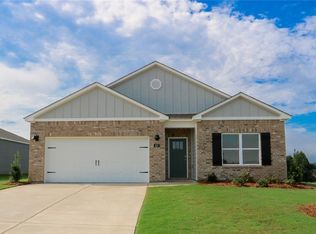 437 Parkway Gardens Ln, Tuscaloosa, AL 35405