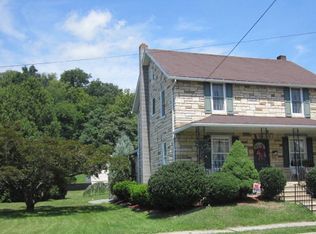 519 W 5th St, Lewistown, PA 17044