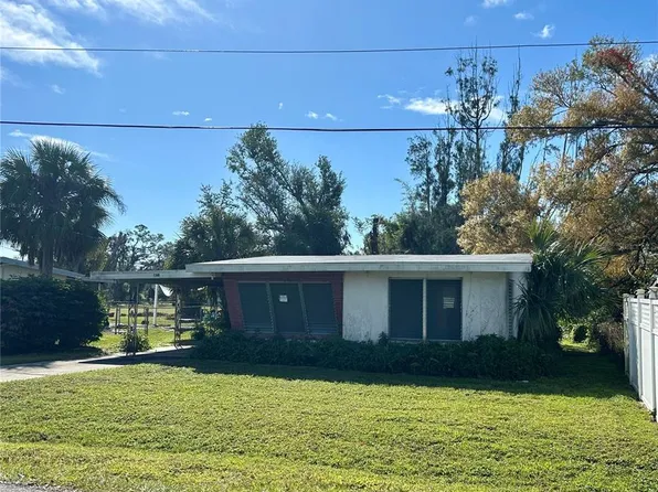 1741 Mangoe St, Punta Gorda, FL 33980