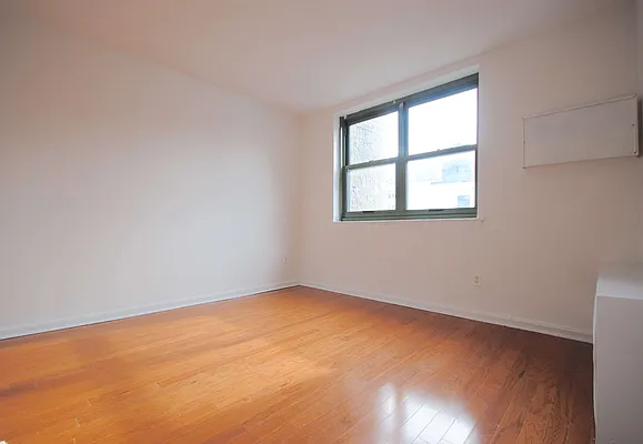 Rented by Bold New York | media 16