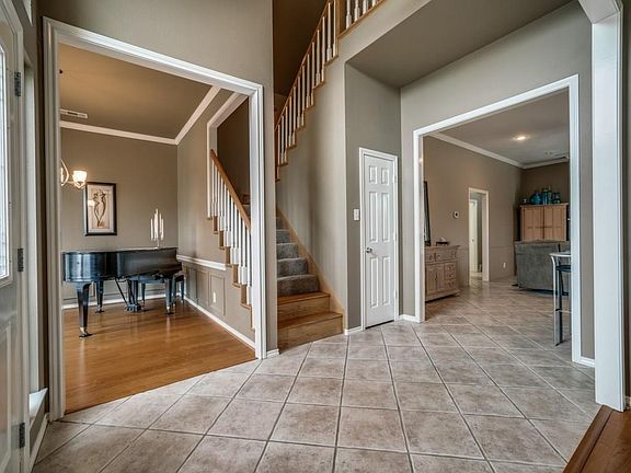 5th image of 1108 Dentonshire Dr