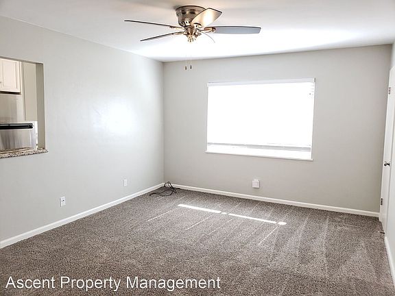 4th image of 441 Orange Ave APT 6