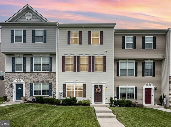 418 Charlestown Crossing Blvd, North East, MD 21901